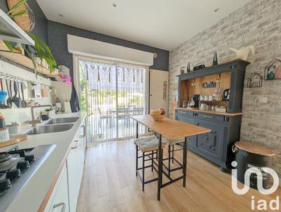 Maison - 200 m² - 5 pièces