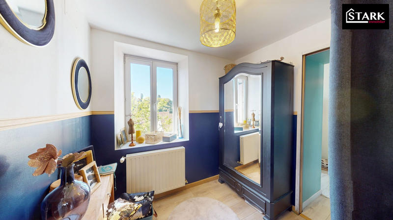 Maison - 100 m² - 5 pièces