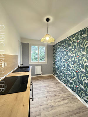 Appartement - 65 m² - 4 pièces