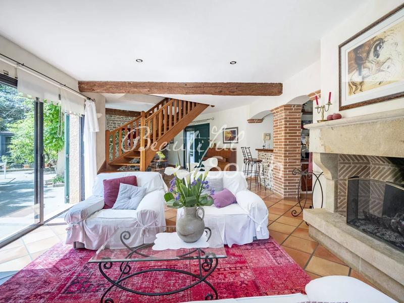 Mas - 345 m² - 10 pièces