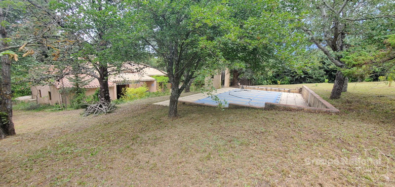 Maison - 160 m² - 5 pièces