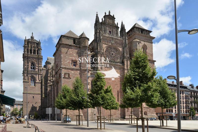 Appartement - 210 m² - 3 pièces