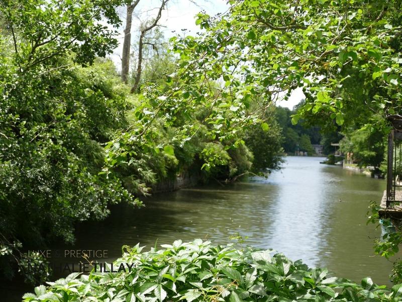 Maison - 243 m² - 7 pièces