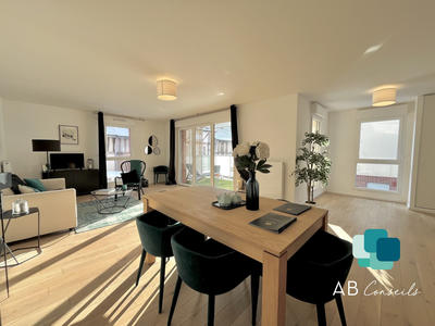 Appartement - 100 m² - 4 pièces