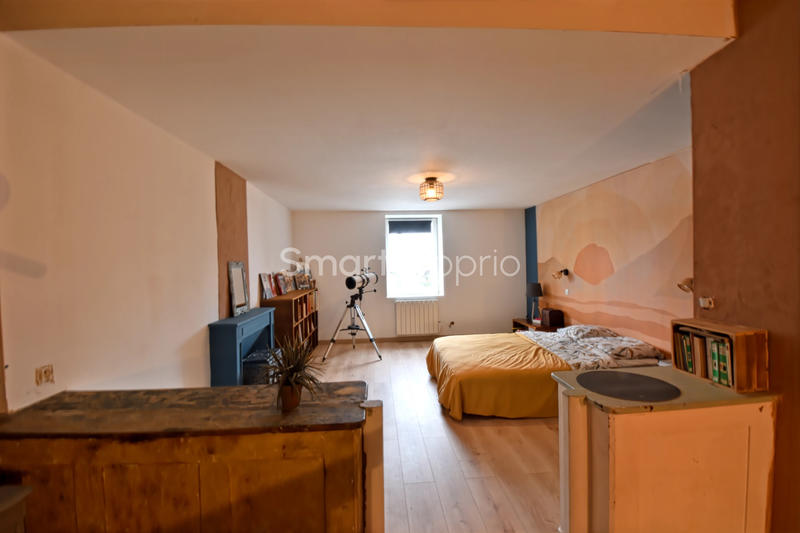 Maison - 200 m² - 6 pièces