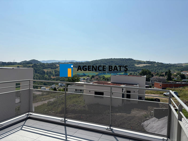 Appartement - 93 m² - 4 pièces