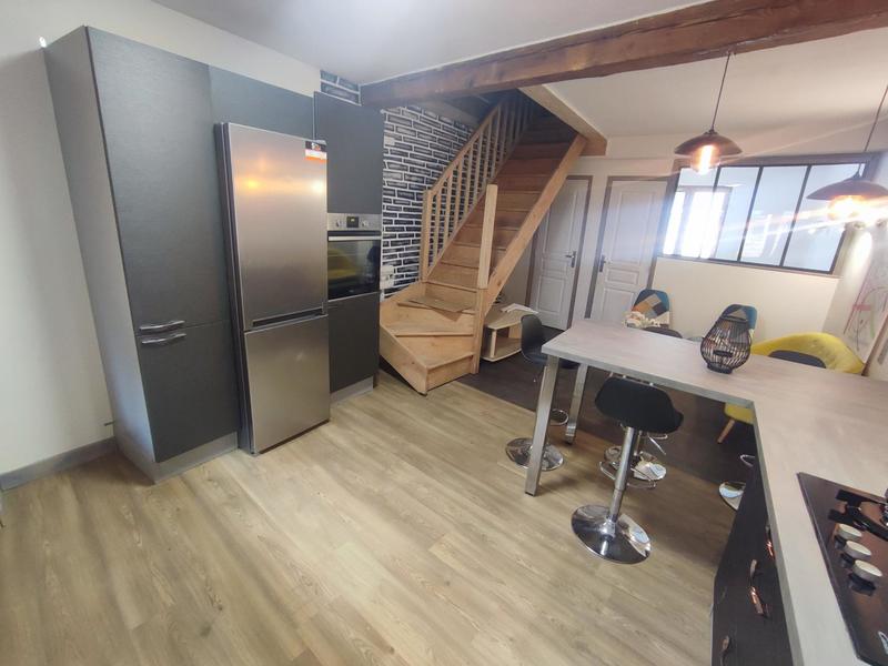 Maison - 240 m² - 13 pièces