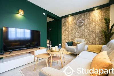 Chambre - 11 m² - 1 pièce