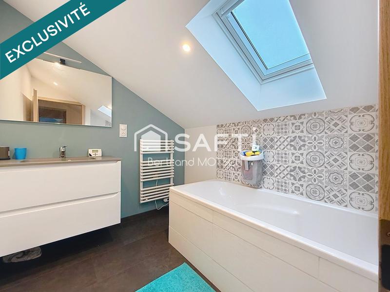 Maison - 96 m² - 6 pièces