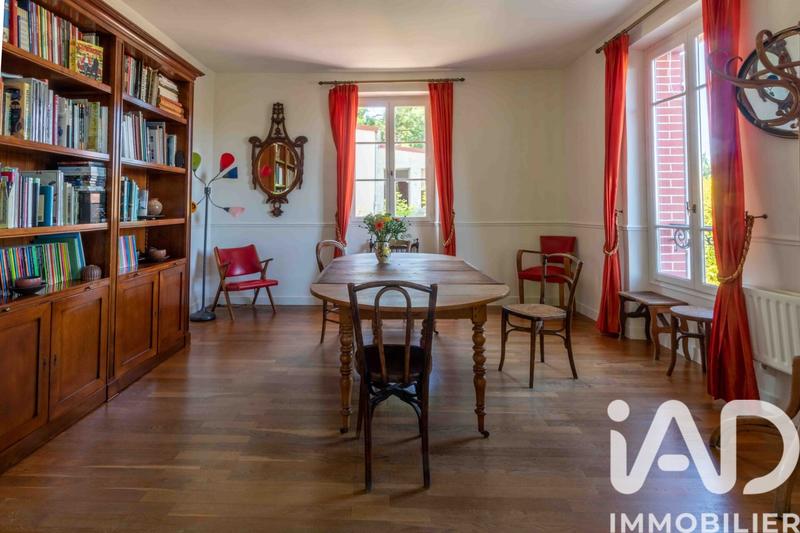 Maison - 187 m² - 8 pièces