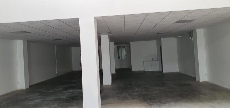Local commercial - 288 m²