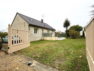 Maison - 105 m² - 4 pièces