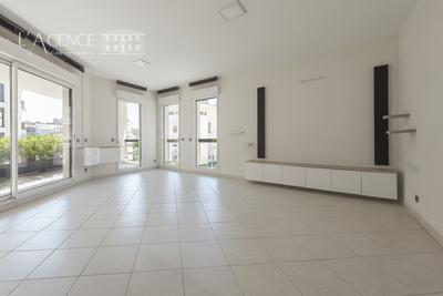 Appartement - 86 m² - 3 pièces