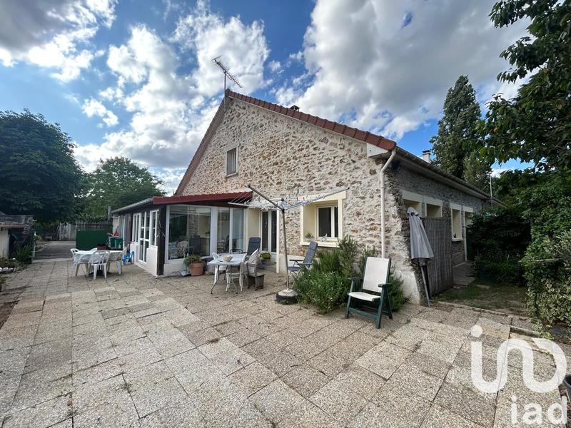 Maison - 257 m² - 8 pièces