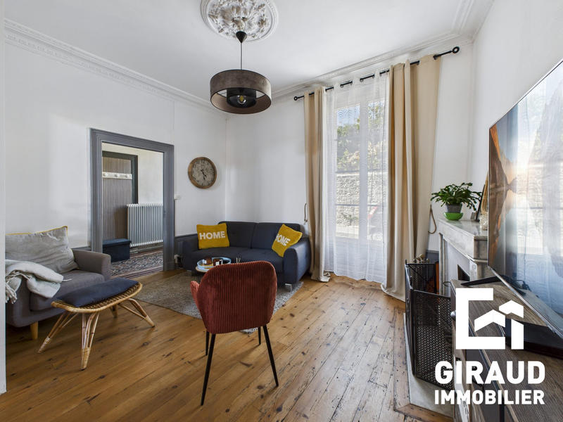 Maison - 86 m² - 5 pièces