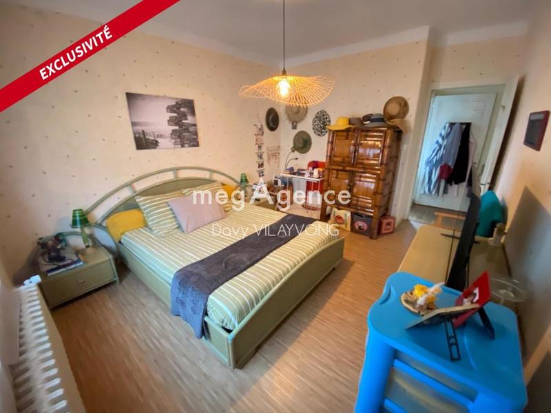 Immeuble - 291 m² - 1 pièce