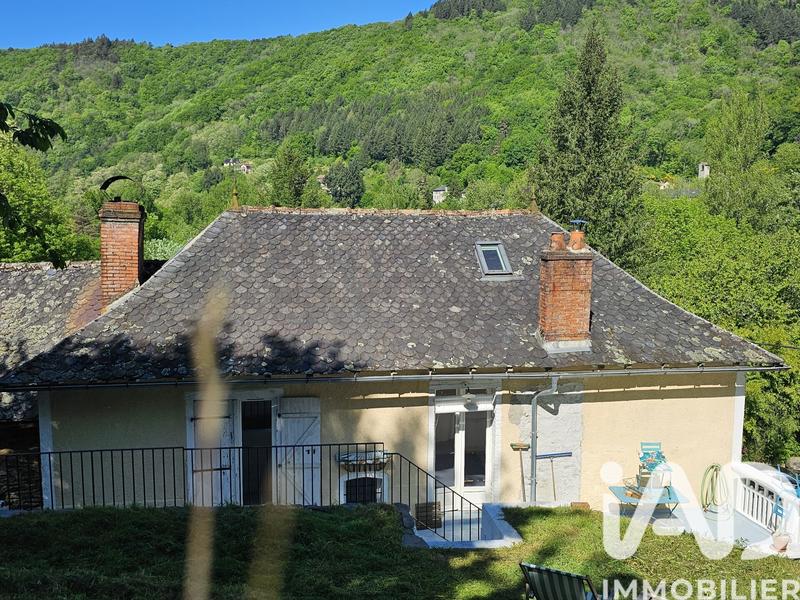 Maison - 172 m² - 9 pièces