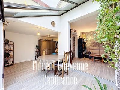 Maison - 80 m² - 4 pièces