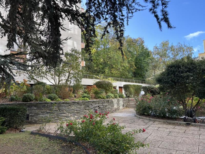 Appartement - 93 m² - 4 pièces