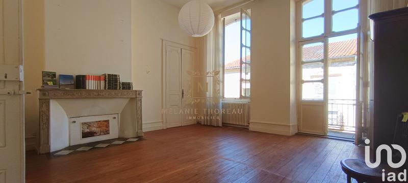 Maison - 365 m² - 15 pièces