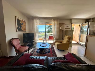 Appartement - 101 m² - 4 pièces