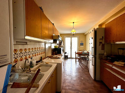 Appartement - 91 m² - 4 pièces