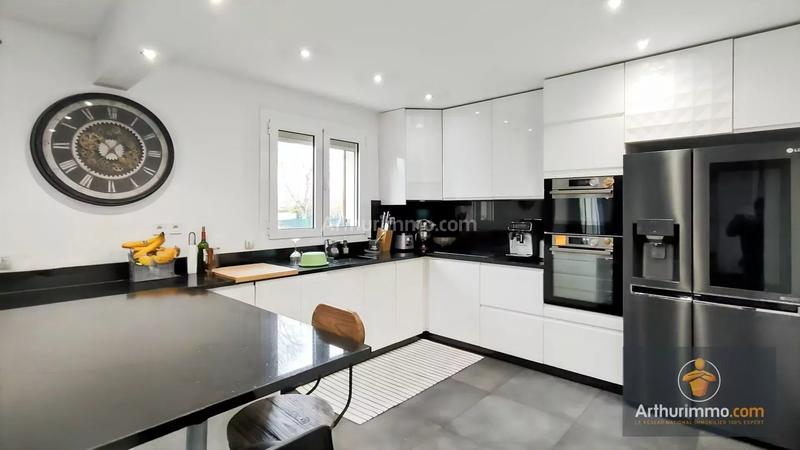 Maison - 150 m² - 7 pièces