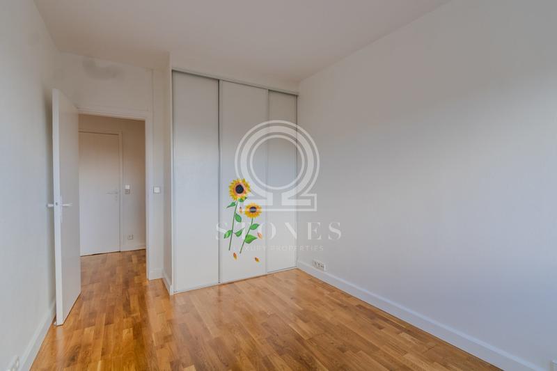 Appartement - 103 m² - 5 pièces