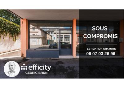 Local d'activité / Entrepôt - 68 m² - 4 pièces