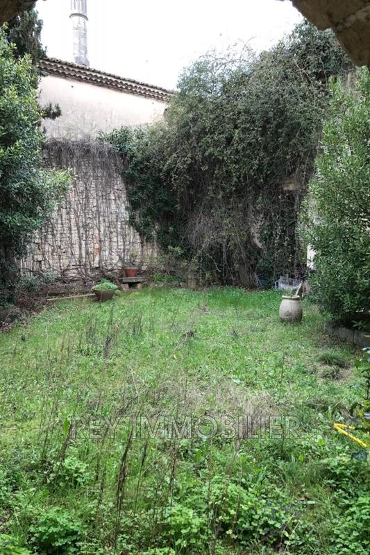 Maison de maîtres - 260 m² - 11 pièces