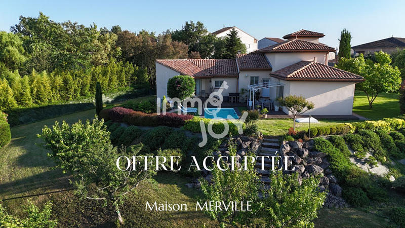 Maison - 197 m² - 7 pièces