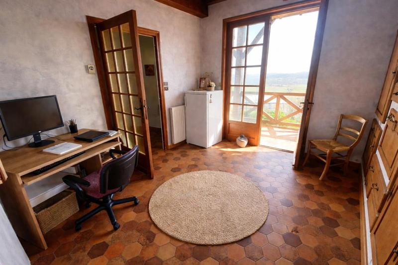 Maison - 190 m² - 8 pièces