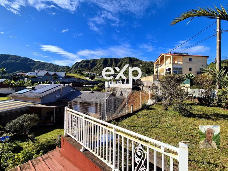 Maison - 269 m² - 10 pièces