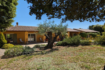 Propriété - 198 m² - 6 pièces