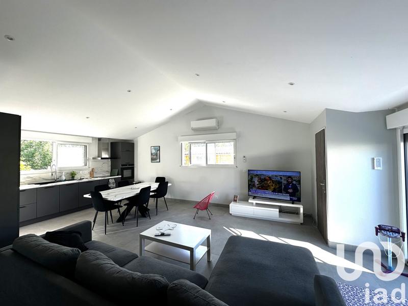 Maison - 207 m² - 10 pièces