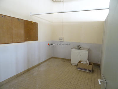 Local commercial - 200 m²