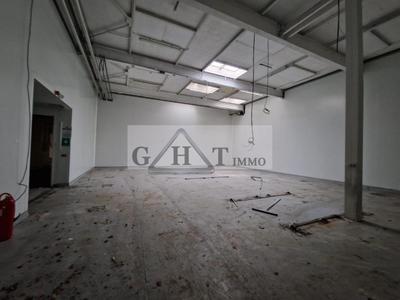 Entrepôt - 5 850 m²