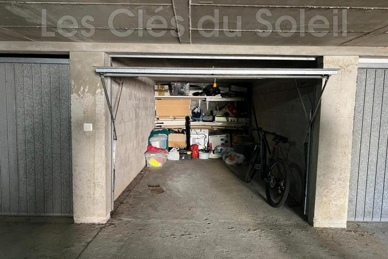 Studio - 24 m² - 1 pièce