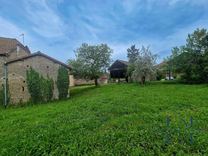 Maison - 213 m² - 9 pièces