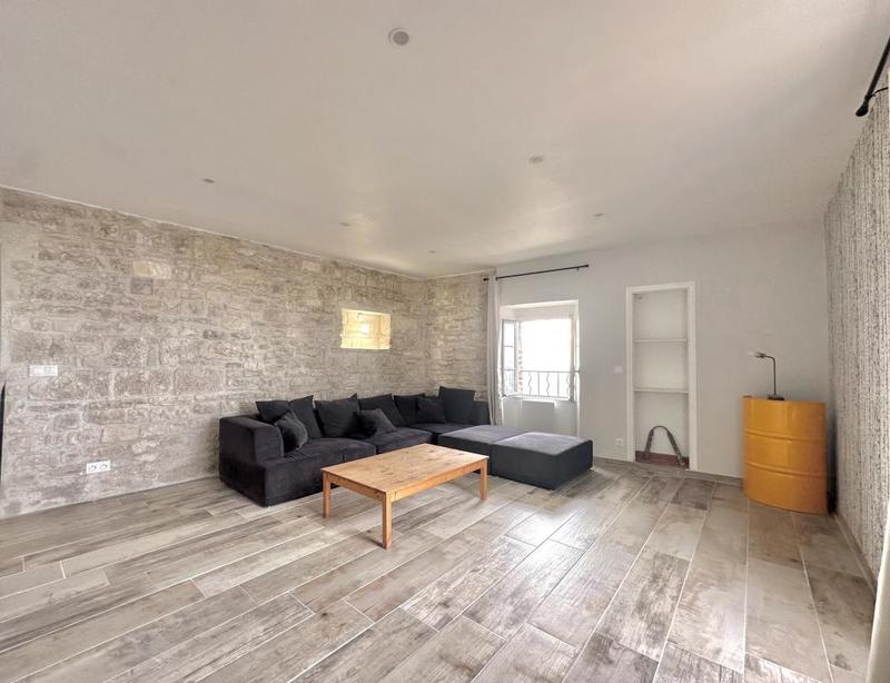 Maison - 90 m² - 3 pièces