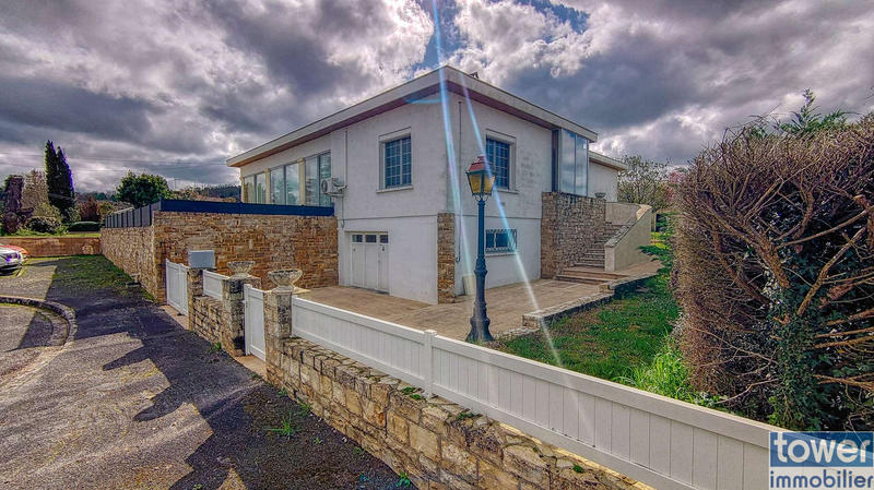 Maison - 163 m² - 6 pièces