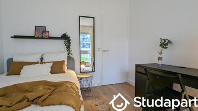 Chambre - 11 m² - 1 pièce