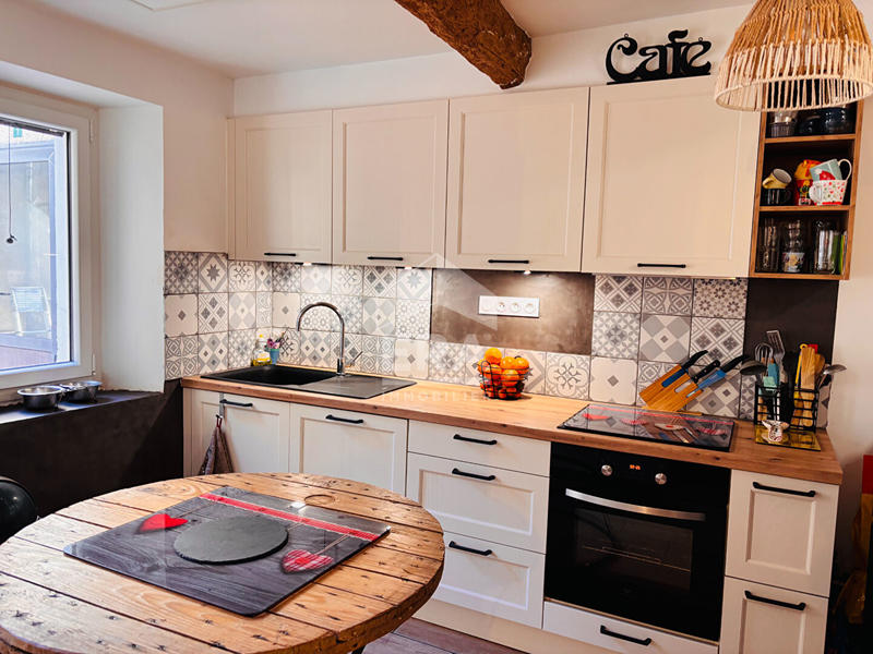 Maison de village - 89 m² - 5 pièces