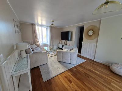 Maison - 151 m² - 6 pièces