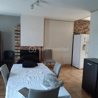 Maison - 150 m² - 8 pièces