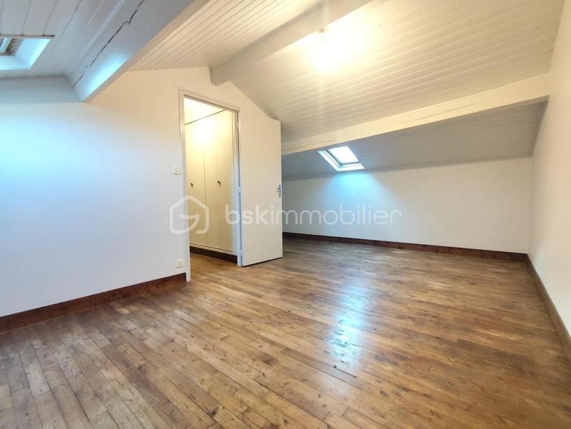 Maison en pierre - 80 m² - 4 pièces