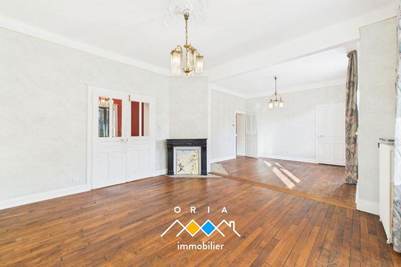 Maison de maîtres - 196 m² - 8 pièces