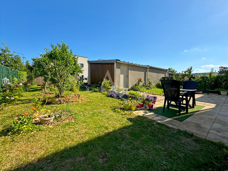 Maison - 101 m² - 5 pièces