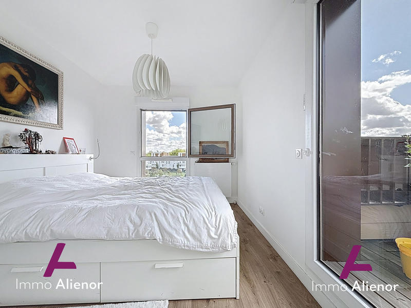 Appartement - 140 m² - 5 pièces