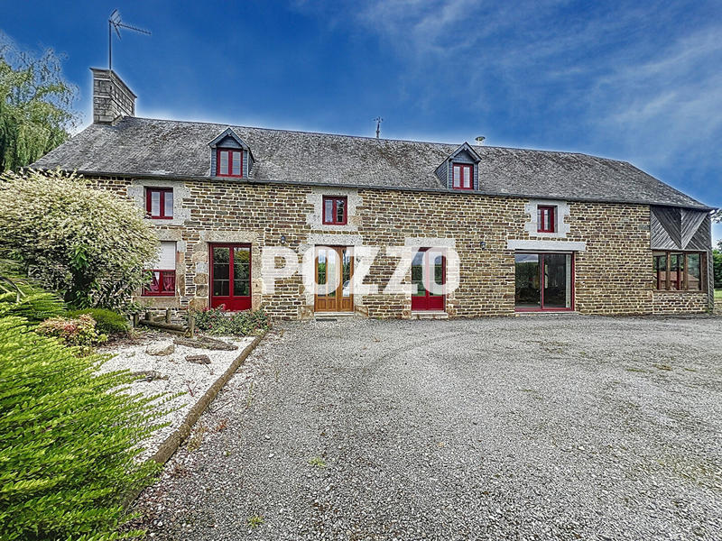 Maison - 255 m² - 7 pièces